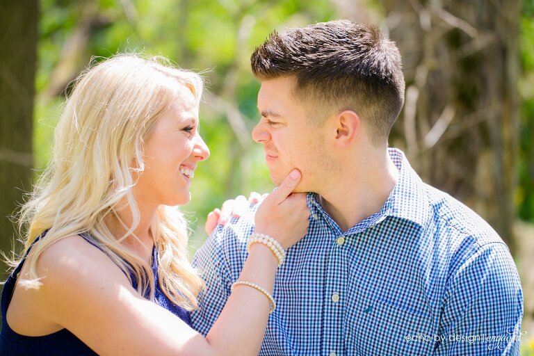 Aullwood-Gardens-Dayton-Engagement-Photo007