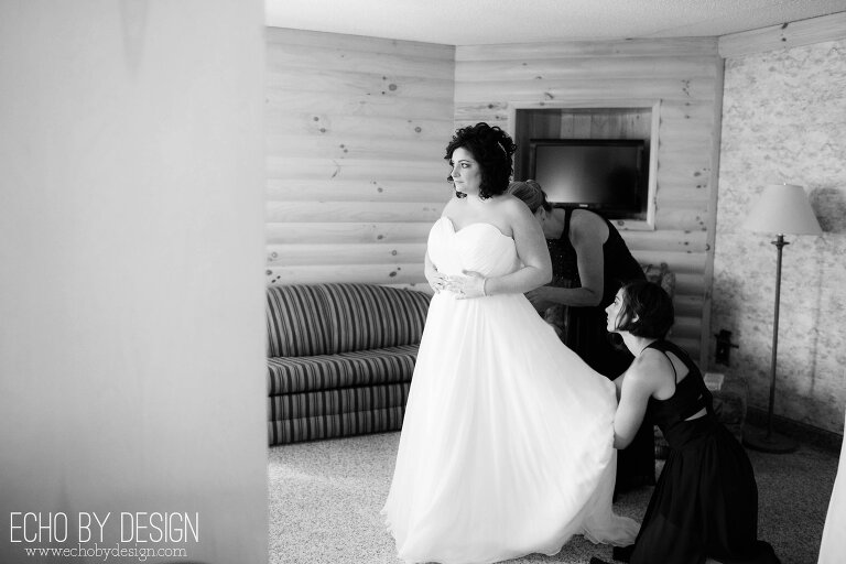 Dayton-Wedding-Photographer-Sawmill-Creek-Resort-Wedding013