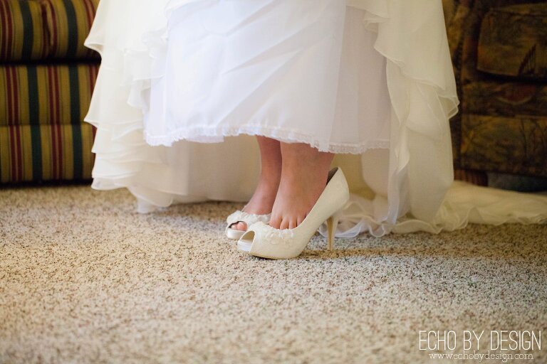 Dayton-Wedding-Photographer-Sawmill-Creek-Resort-Wedding015