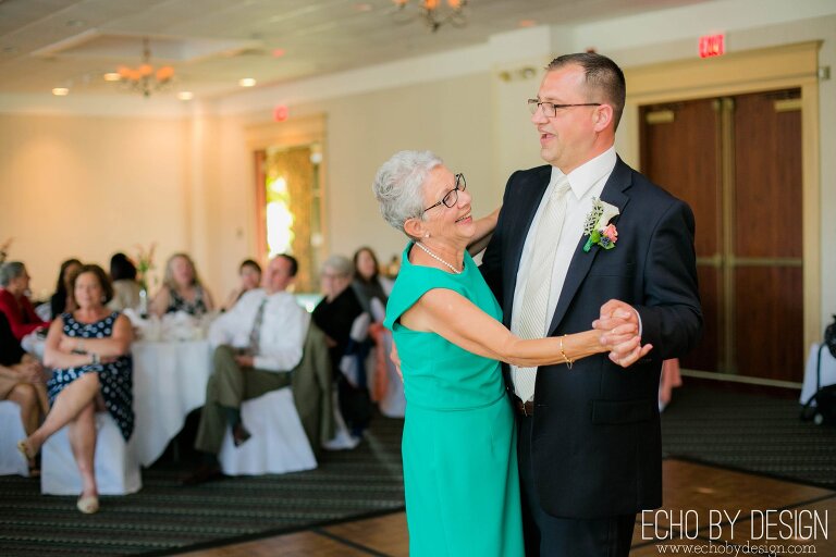 Dayton-Wedding-Photographer-Sawmill-Creek-Resort-Wedding089