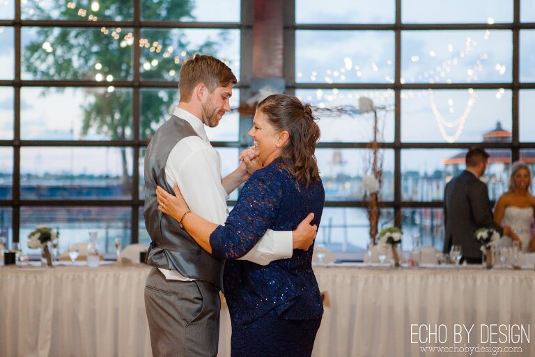 Lyman-Harbor-Dayton-Wedding-Photographer056